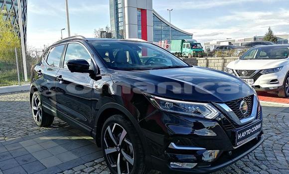 Buy Used Nissan Qashqai+2 Black Car in Muscat in Masqat Buy Used Nissan Qashqai+2 Black Car in Muscat in Masqat