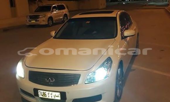 Buy Used Infiniti G White Car in Masqat in Masqat Buy Used Infiniti G White Car in Masqat in Masqat