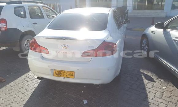 Buy Used Infiniti G White Car in Masqat in Masqat Buy Used Infiniti G White Car in Masqat in Masqat