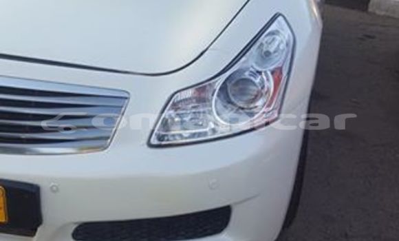 Buy Used Infiniti G White Car in Masqat in Masqat Buy Used Infiniti G White Car in Masqat in Masqat