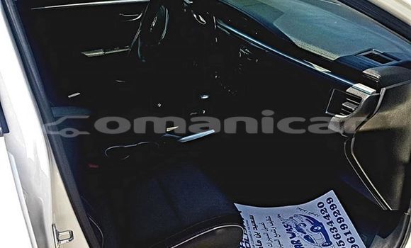 Buy Used Toyota Corolla White Car in Muscat in Masqat Buy Used Toyota Corolla White Car in Muscat in Masqat