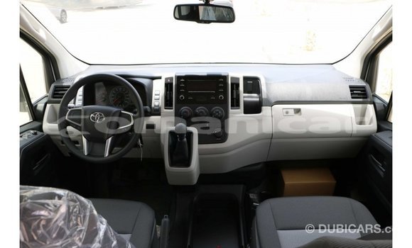 Buy Import Toyota Hiace White Car in Import - Dubai in Dhufar Buy Import Toyota Hiace White Car in Import - Dubai in Dhufar