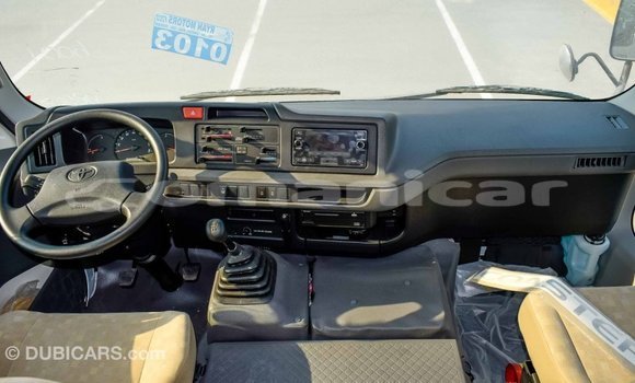 Buy Import Toyota Coaster White Car in Import - Dubai in Dhufar Buy Import Toyota Coaster White Car in Import - Dubai in Dhufar