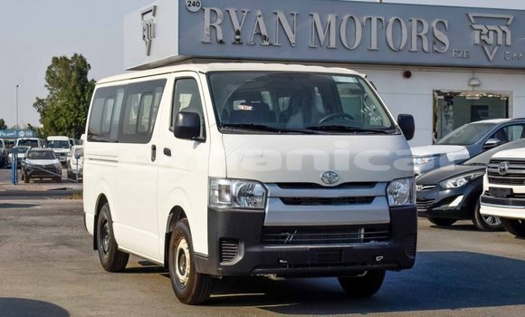 Buy Import Toyota Hiace White Car in Import - Dubai in Dhufar Buy Import Toyota Hiace White Car in Import - Dubai in Dhufar
