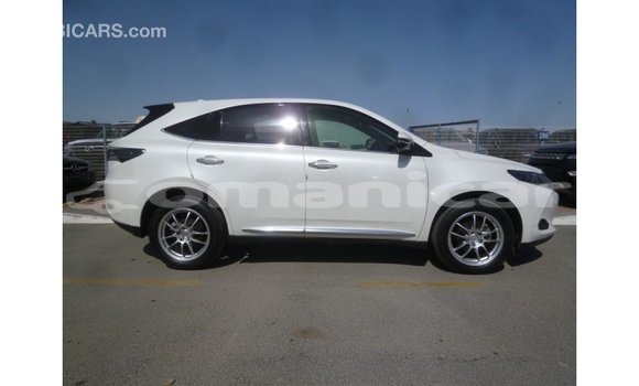 Buy Import Toyota Harrier White Car in Import - Dubai in Dhufar Buy Import Toyota Harrier White Car in Import - Dubai in Dhufar