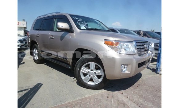 Buy Import Toyota Land Cruiser Other Car in Import - Dubai in Dhufar Buy Import Toyota Land Cruiser Other Car in Import - Dubai in Dhufar