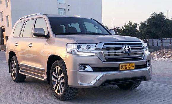 Buy Used Toyota Land Cruiser Other Car in Muscat in Masqat Buy Used Toyota Land Cruiser Other Car in Muscat in Masqat