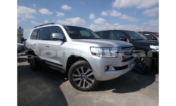 Buy Import Toyota Land Cruiser Other Car in Import - Dubai in Dhufar Buy Import Toyota Land Cruiser Other Car in Import - Dubai in Dhufar