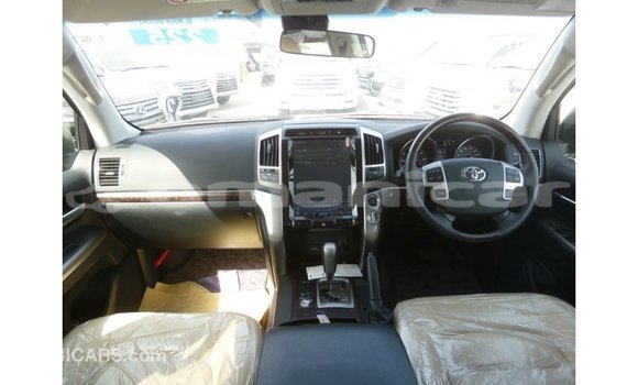 Buy Import Toyota Land Cruiser Black Car in Import - Dubai in Dhufar Buy Import Toyota Land Cruiser Black Car in Import - Dubai in Dhufar