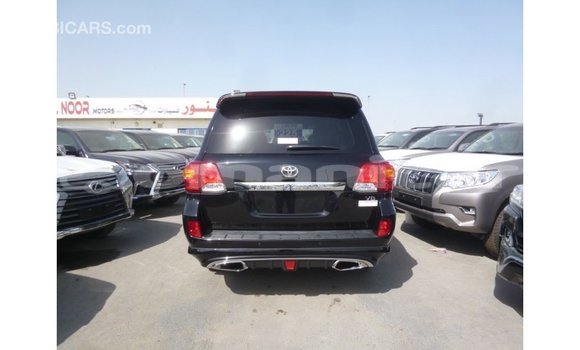 Buy Import Toyota Land Cruiser Black Car in Import - Dubai in Dhufar Buy Import Toyota Land Cruiser Black Car in Import - Dubai in Dhufar