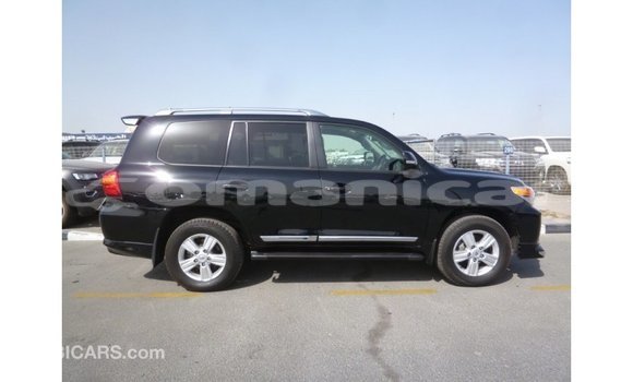Buy Import Toyota Land Cruiser Black Car in Import - Dubai in Dhufar Buy Import Toyota Land Cruiser Black Car in Import - Dubai in Dhufar