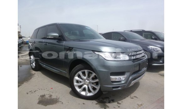 Buy Import Land Rover Range Rover Green Car in Import - Dubai in Dhufar