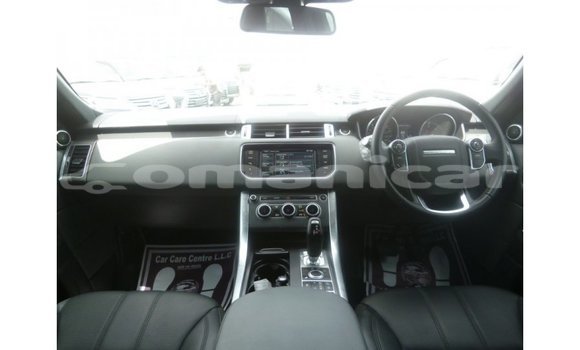 Buy Import Land Rover Range Rover Green Car in Import - Dubai in Dhufar Buy Import Land Rover Range Rover Green Car in Import - Dubai in Dhufar