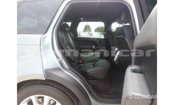 Buy Import Land Rover Range Rover Green Car in Import - Dubai in Dhufar Buy Import Land Rover Range Rover Green Car in Import - Dubai in Dhufar
