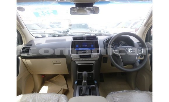 Buy Import Toyota Prado White Car in Import - Dubai in Dhufar Buy Import Toyota Prado White Car in Import - Dubai in Dhufar