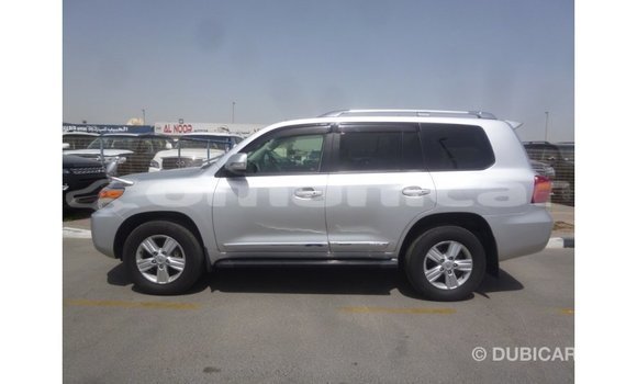 Buy Import Toyota Land Cruiser Other Car in Import - Dubai in Dhufar Buy Import Toyota Land Cruiser Other Car in Import - Dubai in Dhufar
