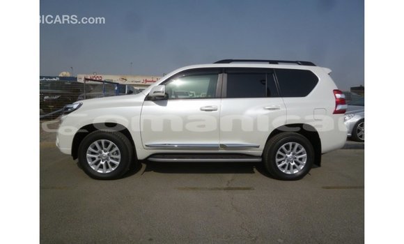 Buy Import Toyota Prado White Car in Import - Dubai in Dhufar Buy Import Toyota Prado White Car in Import - Dubai in Dhufar