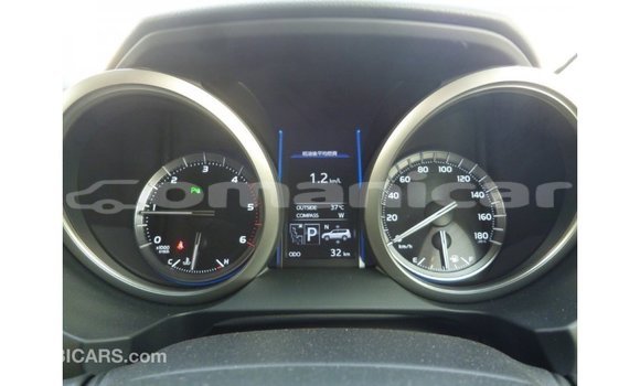 Buy Import Toyota Prado White Car in Import - Dubai in Dhufar Buy Import Toyota Prado White Car in Import - Dubai in Dhufar