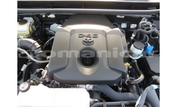 Buy Import Toyota Prado White Car in Import - Dubai in Dhufar Buy Import Toyota Prado White Car in Import - Dubai in Dhufar