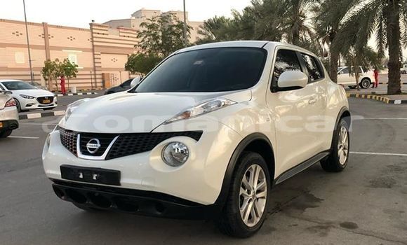 Buy Used Nissan Juke White Car in Muscat in Masqat Buy Used Nissan Juke White Car in Muscat in Masqat