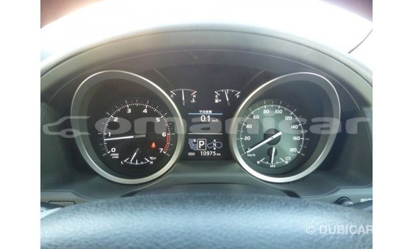 Buy Import Toyota Land Cruiser White Car in Import - Dubai in Dhufar Buy Import Toyota Land Cruiser White Car in Import - Dubai in Dhufar