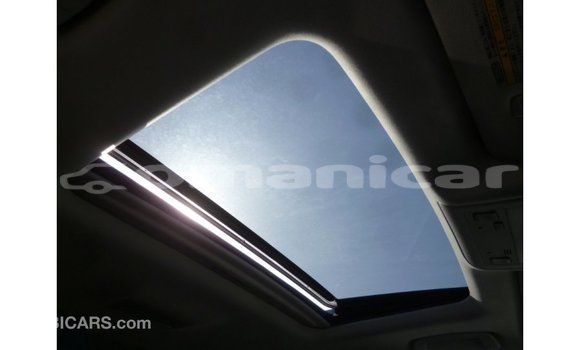 Buy Import Toyota Land Cruiser White Car in Import - Dubai in Dhufar Buy Import Toyota Land Cruiser White Car in Import - Dubai in Dhufar