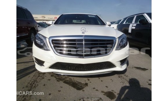 Buy Import Mercedes-Benz 190 White Car in Import - Dubai in Dhufar Buy Import Mercedes-Benz 190 White Car in Import - Dubai in Dhufar