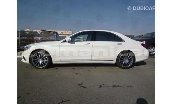 Buy Import Mercedes-Benz 190 White Car in Import - Dubai in Dhufar Buy Import Mercedes-Benz 190 White Car in Import - Dubai in Dhufar
