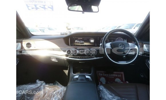 Buy Import Mercedes-Benz 190 White Car in Import - Dubai in Dhufar Buy Import Mercedes-Benz 190 White Car in Import - Dubai in Dhufar