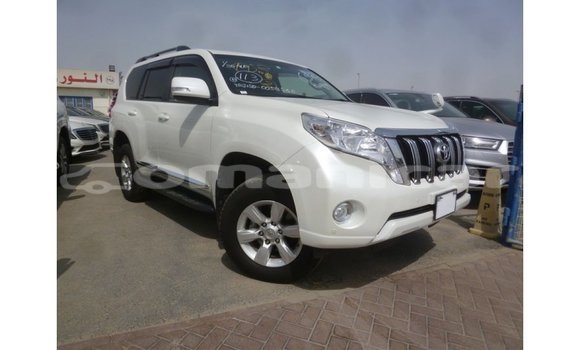 Buy Import Toyota Prado White Car in Import - Dubai in Dhufar Buy Import Toyota Prado White Car in Import - Dubai in Dhufar