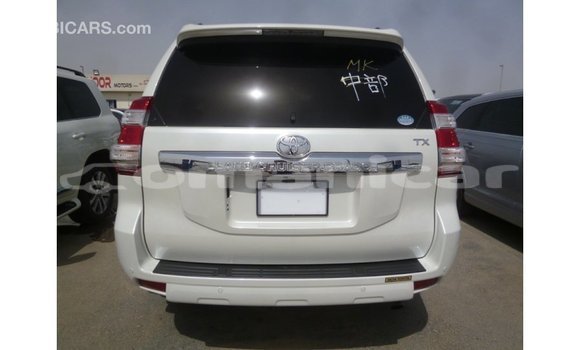 Buy Import Toyota Prado White Car in Import - Dubai in Dhufar Buy Import Toyota Prado White Car in Import - Dubai in Dhufar