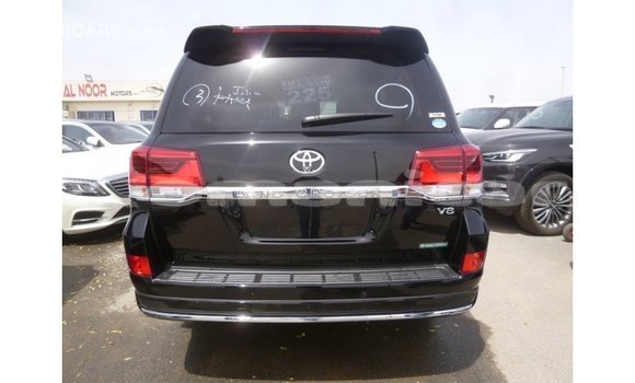 Buy Import Toyota Land Cruiser Black Car in Import - Dubai in Dhufar Buy Import Toyota Land Cruiser Black Car in Import - Dubai in Dhufar
