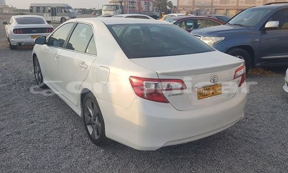 Buy Used Toyota Camry White Car in Muscat in Masqat Buy Used Toyota Camry White Car in Muscat in Masqat