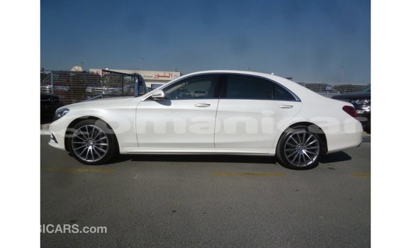Buy Import Mercedes-Benz 190 White Car in Import - Dubai in Dhufar Buy Import Mercedes-Benz 190 White Car in Import - Dubai in Dhufar