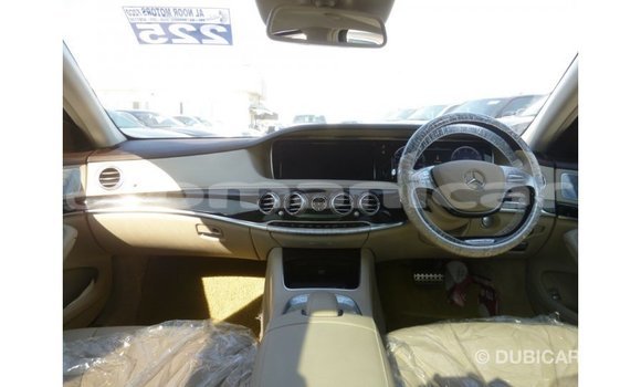 Buy Import Mercedes-Benz 190 White Car in Import - Dubai in Dhufar Buy Import Mercedes-Benz 190 White Car in Import - Dubai in Dhufar