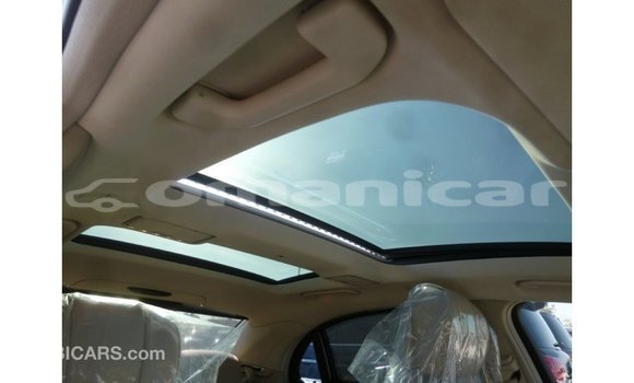 Buy Import Mercedes-Benz 190 White Car in Import - Dubai in Dhufar Buy Import Mercedes-Benz 190 White Car in Import - Dubai in Dhufar