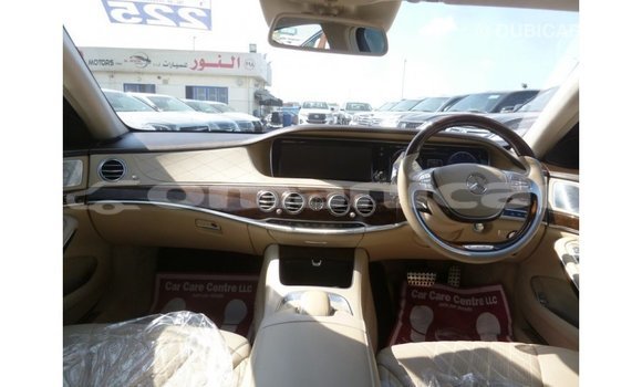 Buy Import Mercedes-Benz 190 Blue Car in Import - Dubai in Dhufar Buy Import Mercedes-Benz 190 Blue Car in Import - Dubai in Dhufar