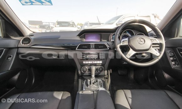 Buy Import Mercedes-Benz 200 White Car in Import - Dubai in Dhufar Buy Import Mercedes-Benz 200 White Car in Import - Dubai in Dhufar