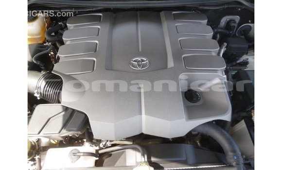 Buy Import Toyota Land Cruiser Black Car in Import - Dubai in Dhufar Buy Import Toyota Land Cruiser Black Car in Import - Dubai in Dhufar
