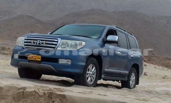 Buy Used Toyota Land Cruiser Blue Car in Muscat in Masqat Buy Used Toyota Land Cruiser Blue Car in Muscat in Masqat