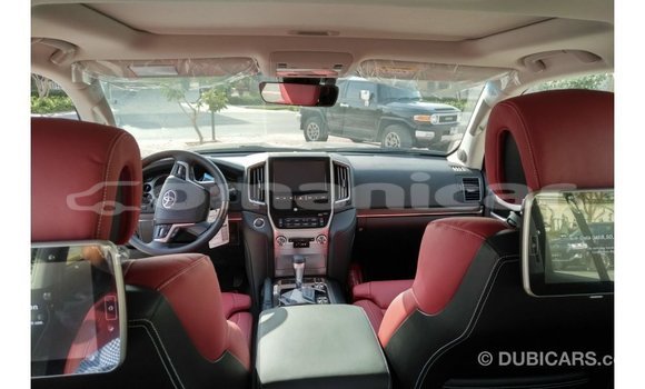 Buy Import Toyota Land Cruiser Black Car in Import - Dubai in Dhufar Buy Import Toyota Land Cruiser Black Car in Import - Dubai in Dhufar