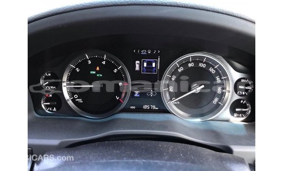 Buy Import Toyota Land Cruiser White Car in Import - Dubai in Dhufar Buy Import Toyota Land Cruiser White Car in Import - Dubai in Dhufar