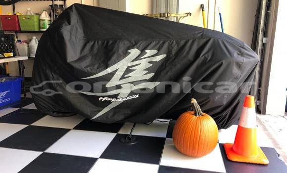 Buy Used Suzuki HAYABUSA Silver Bike in Muscat in Masqat Buy Used Suzuki HAYABUSA Silver Bike in Muscat in Masqat