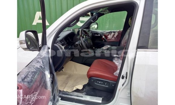 Buy Import Lexus LX White Car in Import - Dubai in Dhufar Buy Import Lexus LX White Car in Import - Dubai in Dhufar