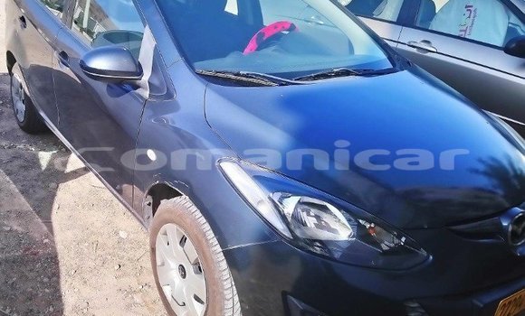 Buy Used Mazda Mazda 2 Blue Car in Muscat in Masqat
