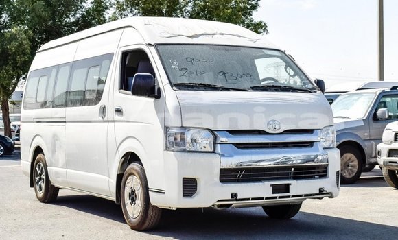 Buy Import Toyota Hiace White Car in Import - Dubai in Dhufar Buy Import Toyota Hiace White Car in Import - Dubai in Dhufar