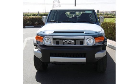 Buy Import Toyota FJ Cruiser Blue Car in Import - Dubai in Dhufar Buy Import Toyota FJ Cruiser Blue Car in Import - Dubai in Dhufar