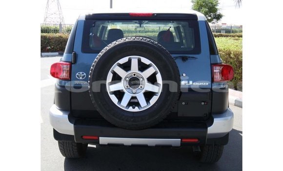 Buy Import Toyota FJ Cruiser Blue Car in Import - Dubai in Dhufar Buy Import Toyota FJ Cruiser Blue Car in Import - Dubai in Dhufar