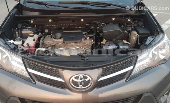 Buy Import Toyota Highlander Other Car in Import - Dubai in Dhufar Buy Import Toyota Highlander Other Car in Import - Dubai in Dhufar