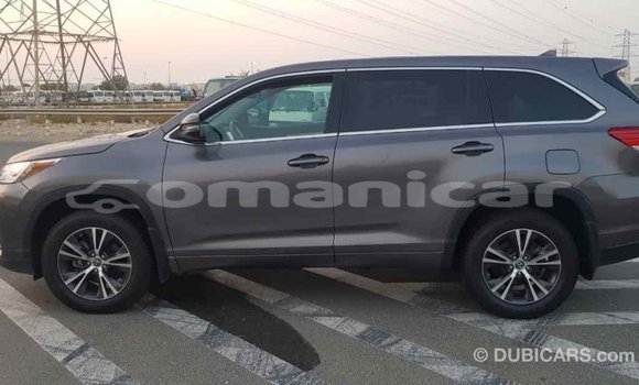 Buy Import Toyota Highlander Other Car in Import - Dubai in Dhufar Buy Import Toyota Highlander Other Car in Import - Dubai in Dhufar